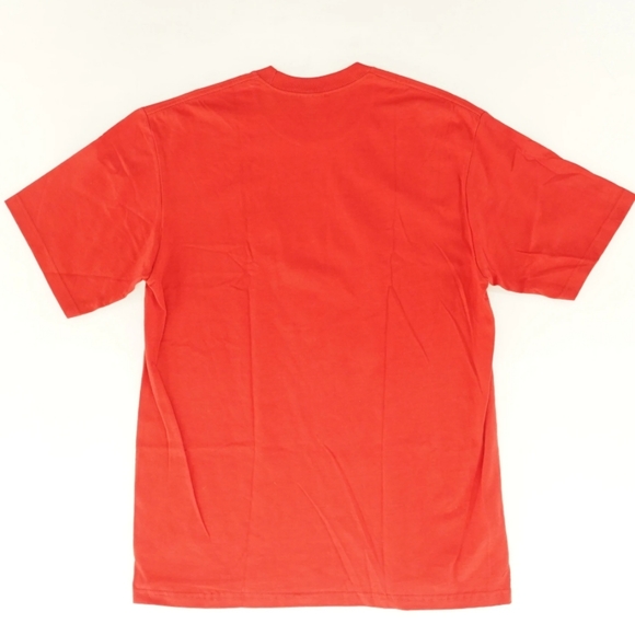 SUPREME brand Tee - Picture 2 of 2